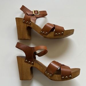 Aldo leather platform sandals